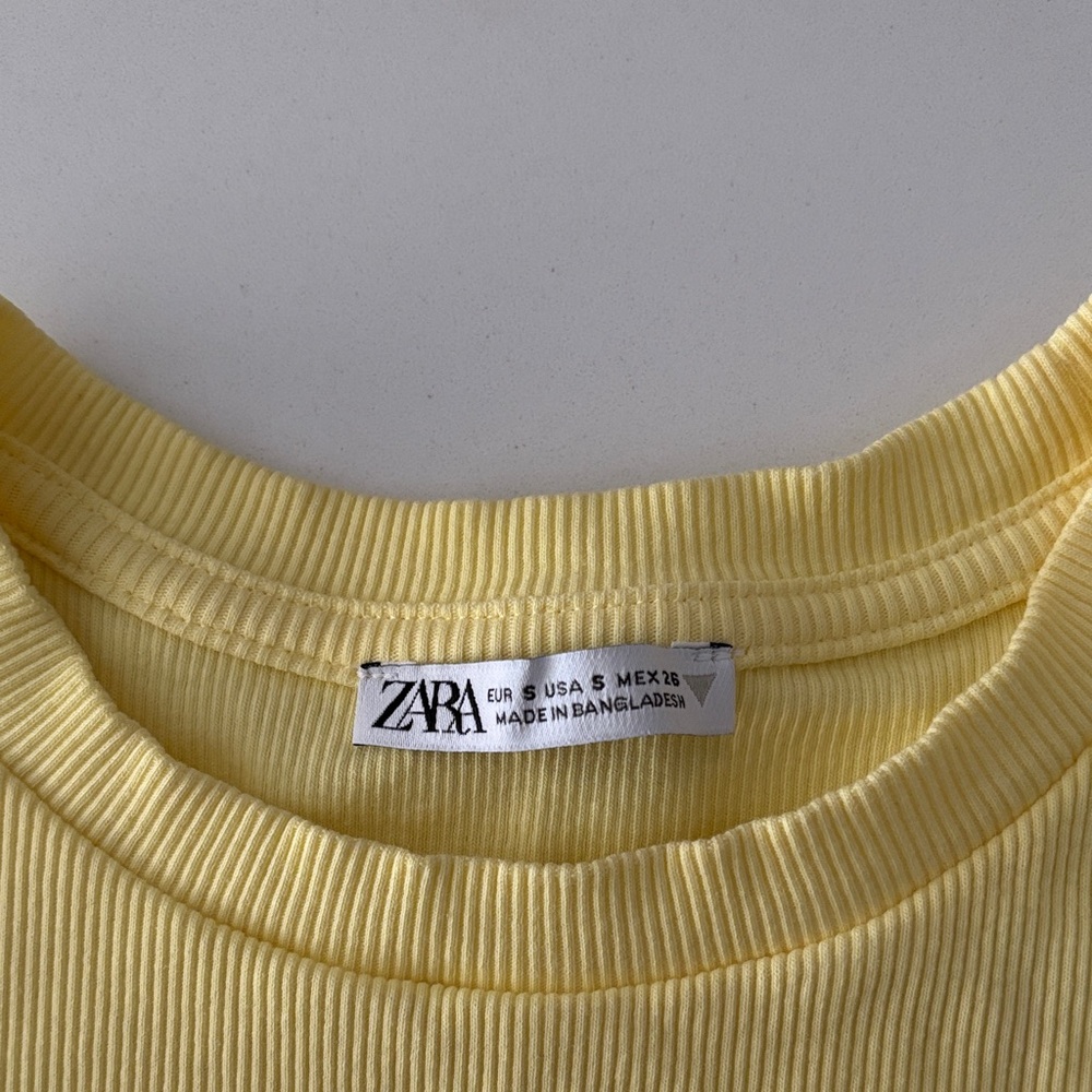 Yellow Ruffled Sleeve Top - Picture 2 of 3